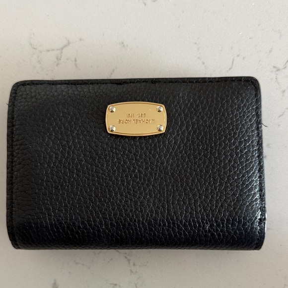 Michael Kors Black Pebbled Leather Wallet - Picture 1 of 6